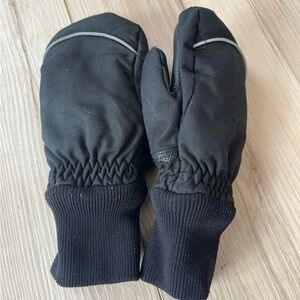 Polarn O. Pyret gloves